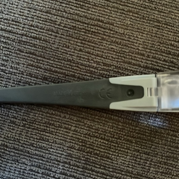 ESCHENBACH max tv goggles 2.1X - Picture 2 of 6